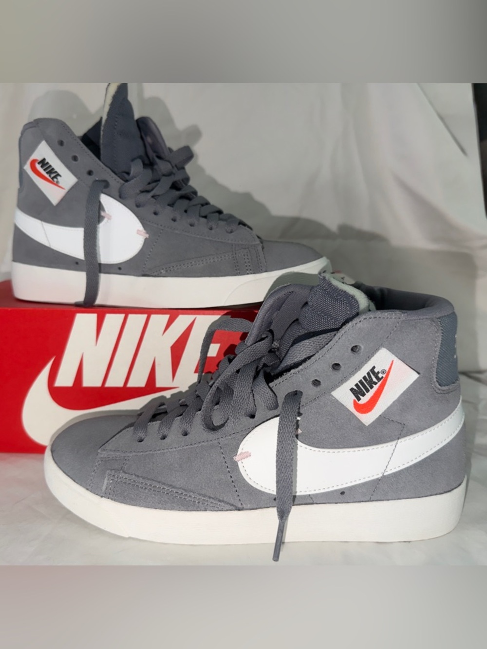 Nike Gray & White Mid-Top Blazer Rebel